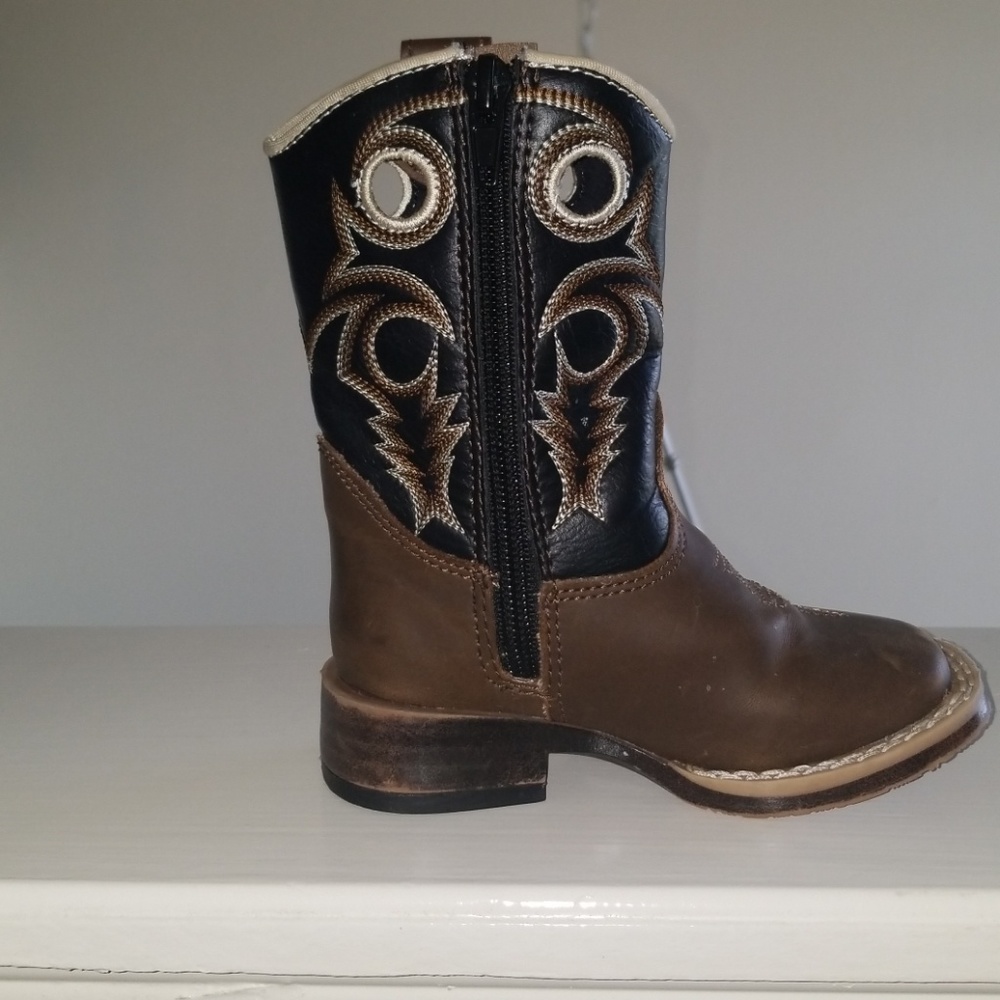 Boots - Picture 2 of 2